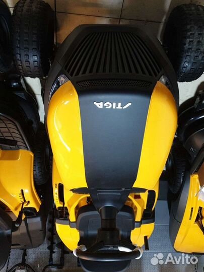 Аккумуляторный трактор Stiga E-Ride C300 48V 30 Aч