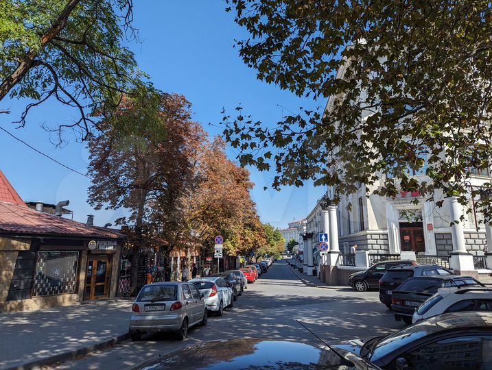 Сто метровка, мега трафик, сдам помещение 32 м²