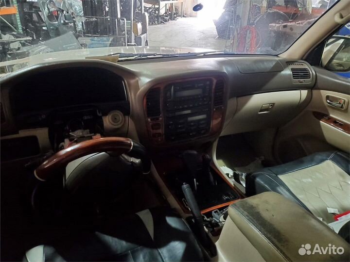 Разбор на запчасти Lexus LX