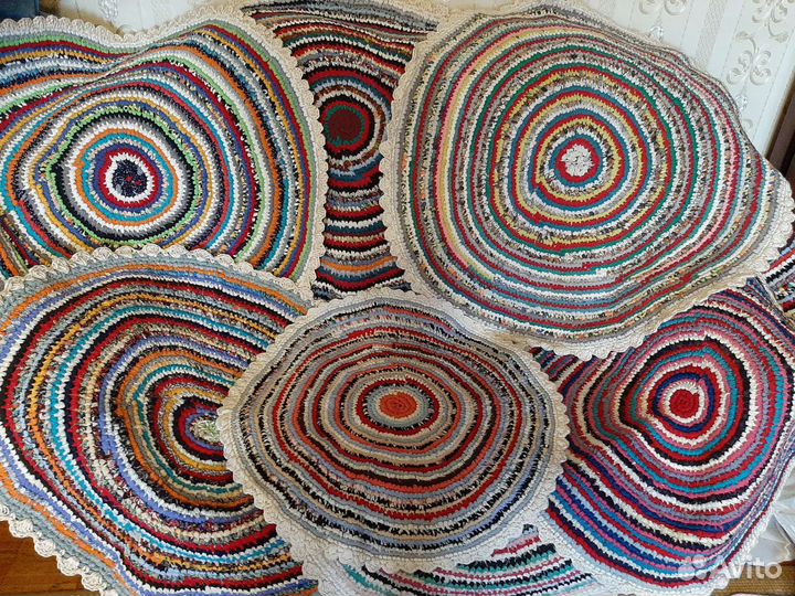 Коврик ручной работы