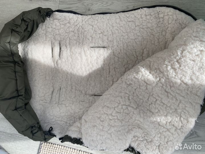Зимний конверт в коляску на овчине