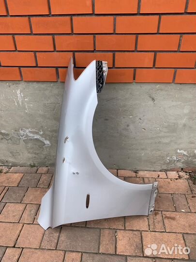 Крыло переднее правое Lexus IS250 2006г