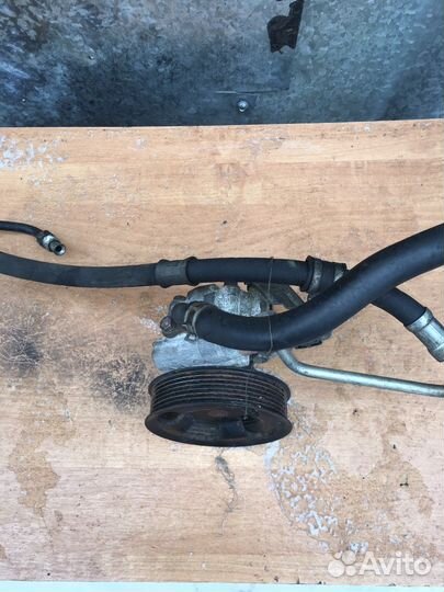 Насос гур Тойота Авенсис Toyota Avensis 2.4