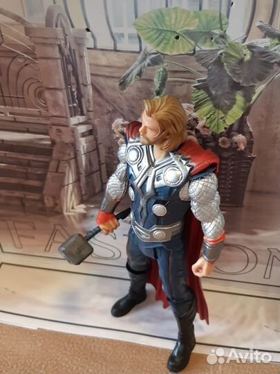 Тор (Thor) 20 см 