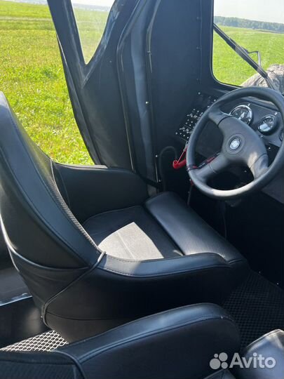 Аэролодка «Бриз 550» 200 л.с