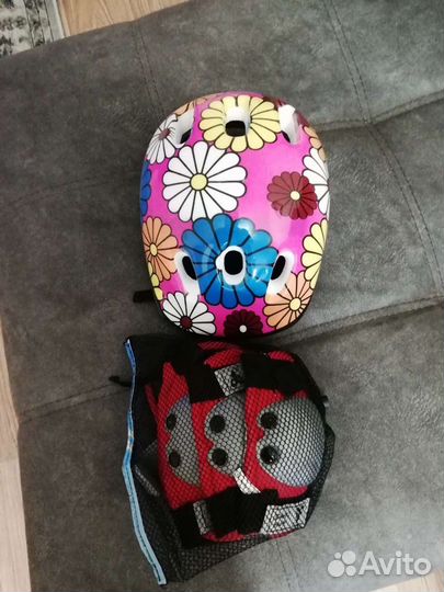 Шлем и наколенники