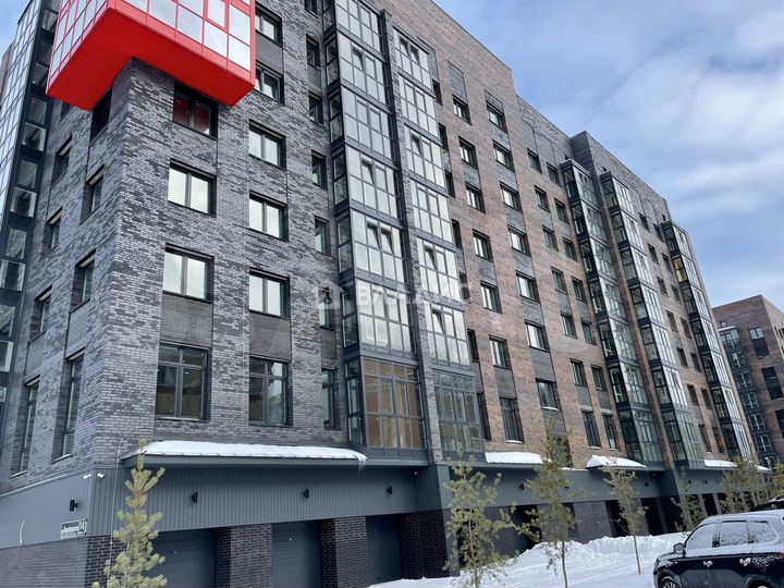 3-к. квартира, 80 м², 6/8 эт.