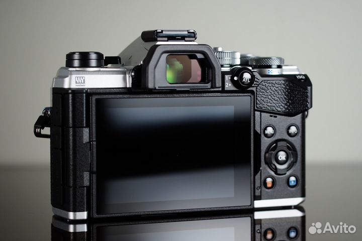 Olympus OM-5 Body Silver новый