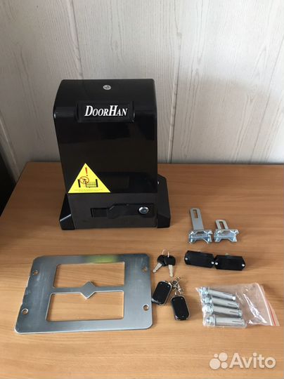 Привод для откатных ворот DoorHan 800