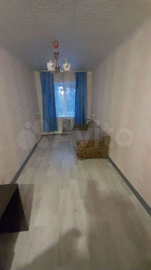 Комната 13 м² в 5-к., 4/5 эт.