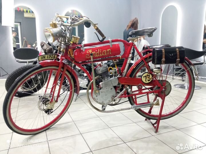 Indian chief 1908 bobber retro cafe racer custom