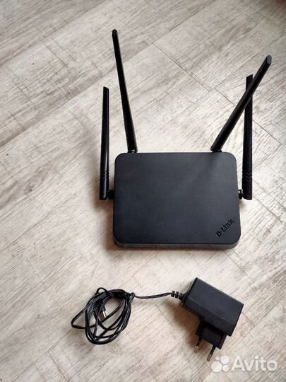 Wi-Fi роутер D-Link DIR-825