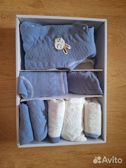Набор одежды для новорожденного