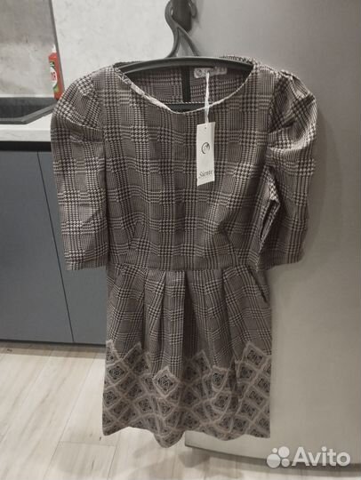 Платье женское 42 44