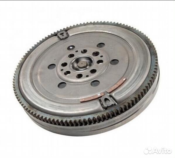 Маховик Tr'06- MT82 1932320 ford