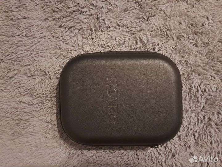 Беспроводные наушники Denon