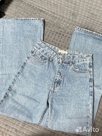 Джинсы женские