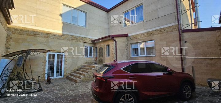 Дом 280 м² на участке 3,9 сот.