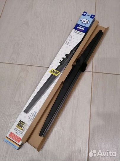 Щётка новая стеклоочистителя