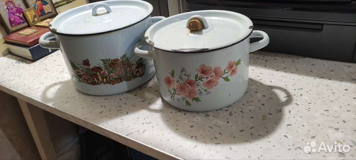 Бидон, кастрюли, ведерки