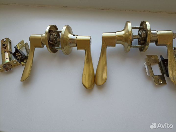 Дверные ручки межкомнатные