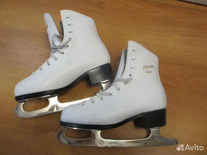 Коньки фигурные 34 и 36 р-р