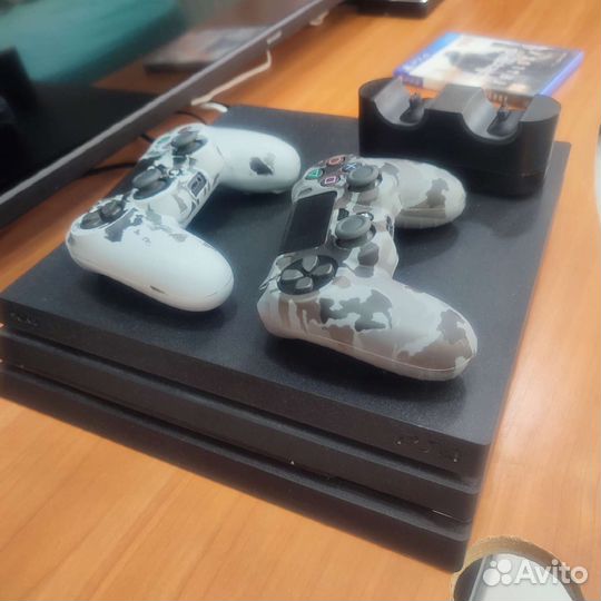 Sony playstation 4 pro 1tb