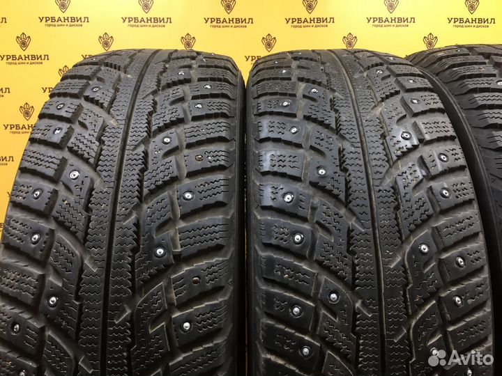 Kumho I'Zen RV Stud KC16 215/60 R17 100T