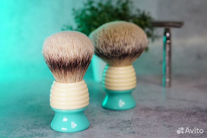 Абсолютно новый помазок Yaqi Bali Silvertip