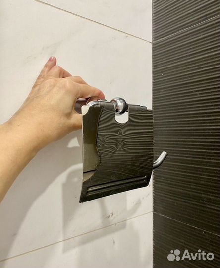 Держатель для туалетной бумаги