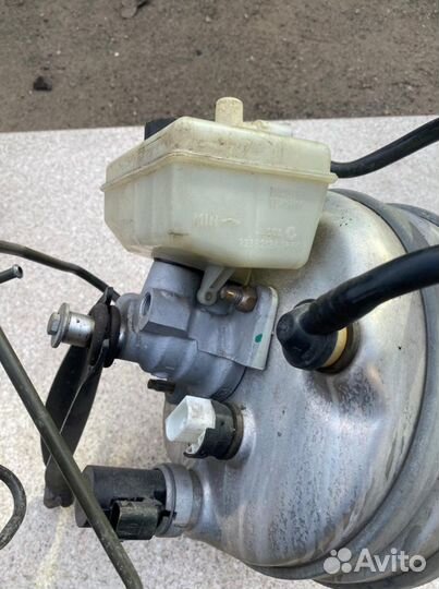 Вакуумный усилитель тормозов Мерседес W220