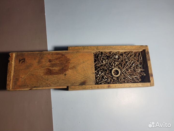 Саморезы коробка бу