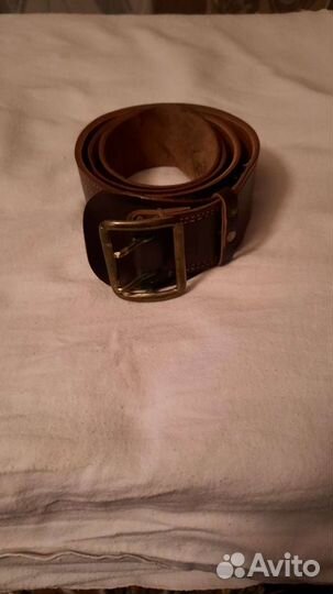 Мужской кожаный ремень коричневый