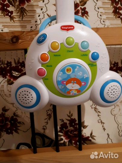 Мобиль с бумбоксом