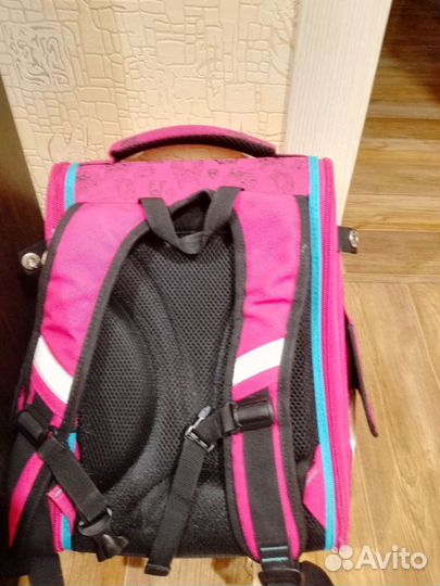 Школьный рюкзак