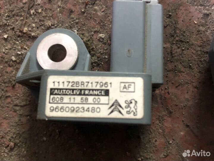 Датчик удара Air Bag Citroen C3 Picasso