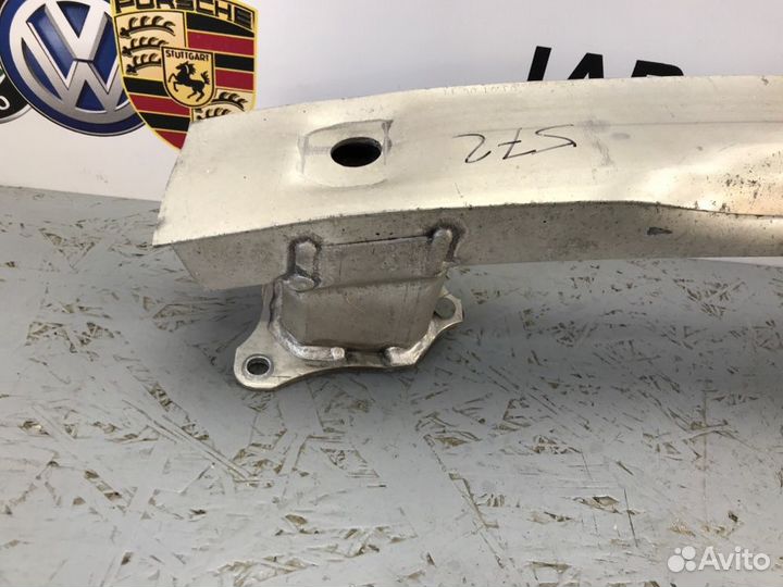 Усилитель заднего бампера Audi A6/RS6/S6