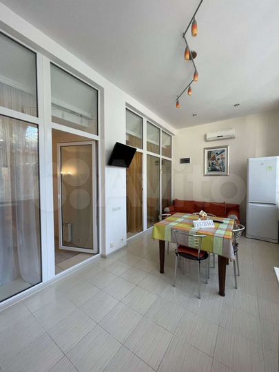 2-к. квартира, 62 м², 1/14 эт.