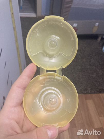 Накладки на грудь medela