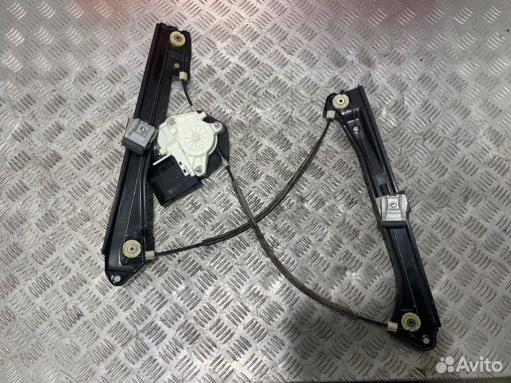 Стеклоподъемник передний правый Volkswagen Jetta 6