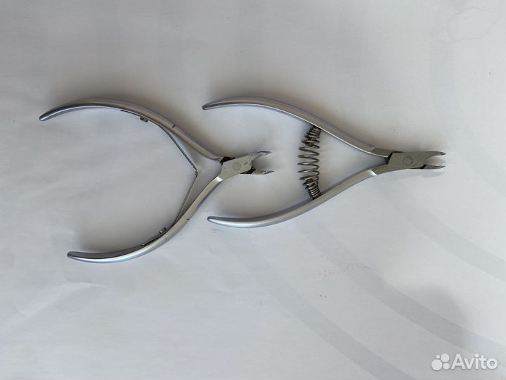 Щипчики для маникюра