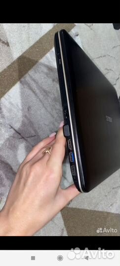 Ноутбук asus