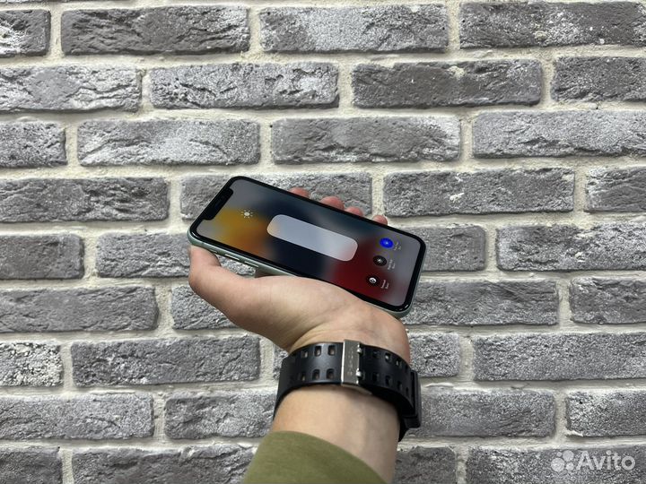 iPhone 11, 256 ГБ