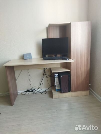 Компьютерный стол бу