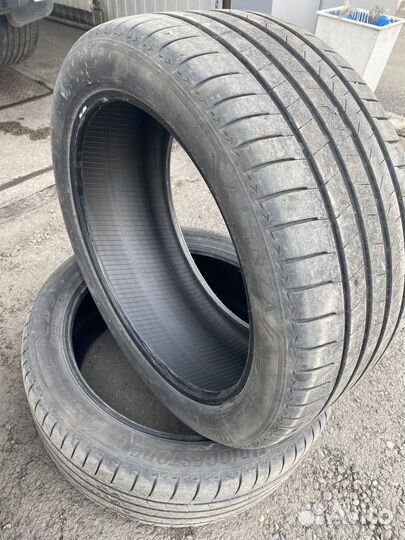 Bridgestone Alenza 001 285/40 R21