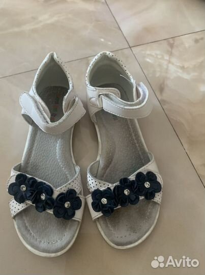 Босоножки для девочки