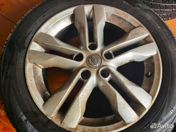 R17 Viatti Bosco A/T 215/60, PCD 5x114.3 DIA 66.1