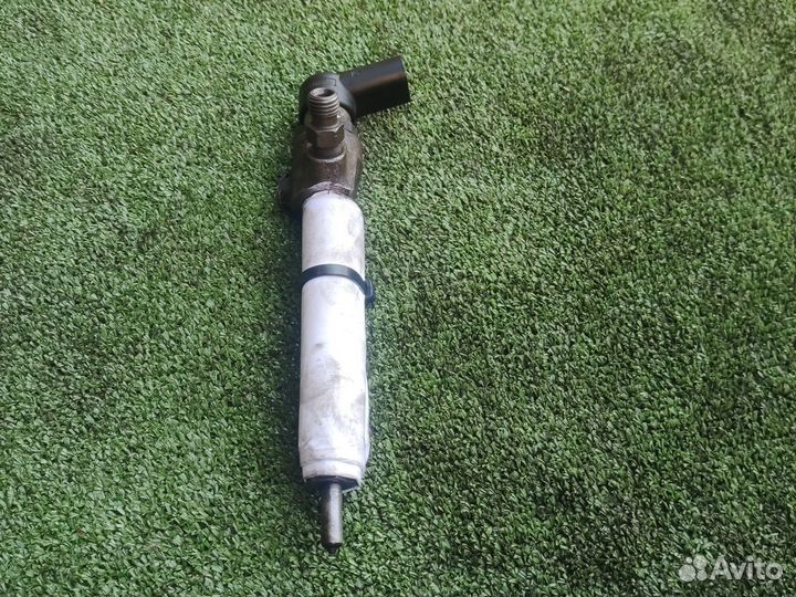 Форсунка Renault Scenic 3 1.5 DCI K9K 832