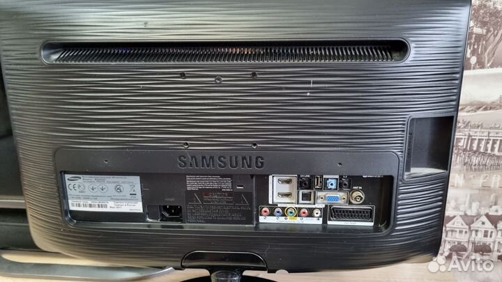 Монитор Samsung 22