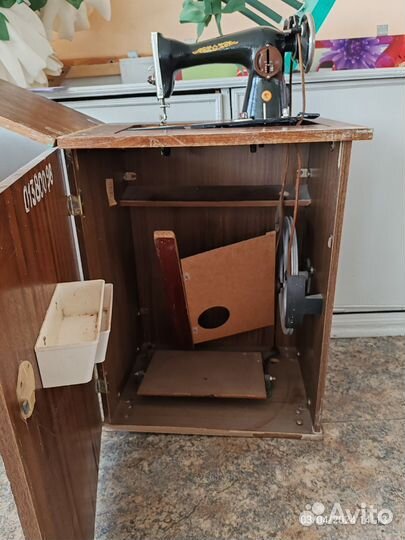 Швейная машинка